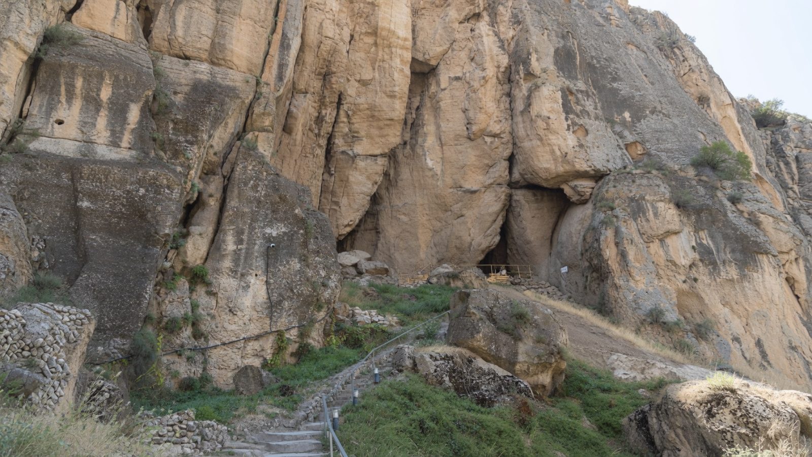 Bird's Cave — Adel Tour, Armenia