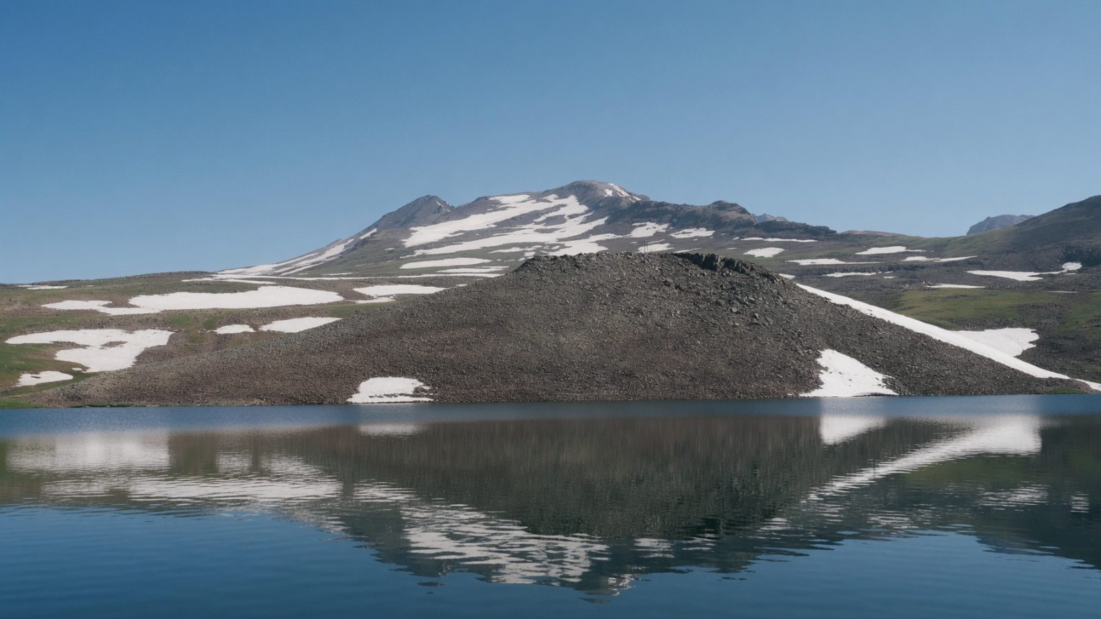 Stone Lake — Adel Tour, Armenia