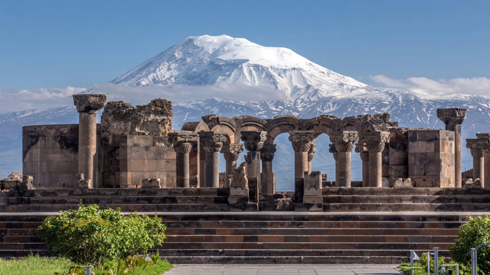 Zvartnots — Adel Tour, Armenia